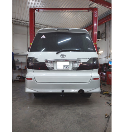 Фаркоп на Toyota Alphard KrzS3