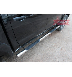 Пороги с проступями на Toyota Hilux TOHX.81.0875