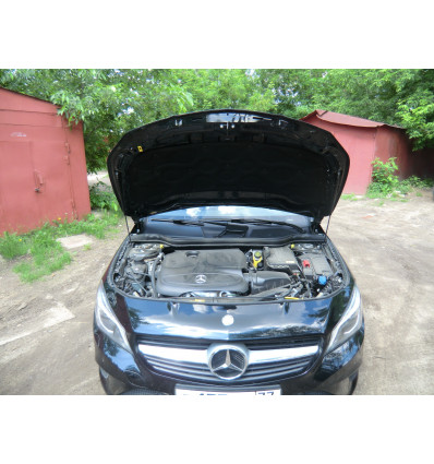 Амортизатор (упор) капота на Mercedes-Benz CLA BD07.02