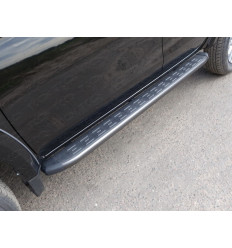 Пороги алюминиевые с пластиковой накладкой (карбон серые) на Mitsubishi L200 MITL20015-11GR 