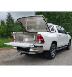 Защитный алюминиевый вкладыш в кузов автомобиля (без борта) на Toyota Hilux TOYHILUX15-22