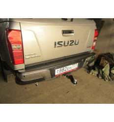 Фаркоп на Isuzu D-Max RA996