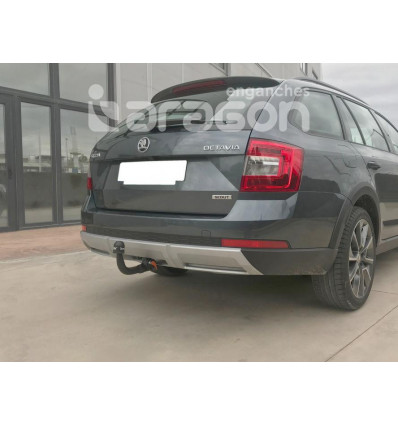 Фаркоп на Skoda Octavia E5906CV