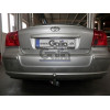 Оцинкованный фаркоп на Toyota Avensis T066C