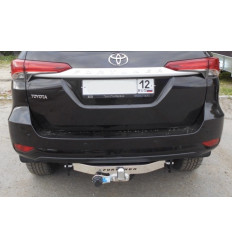 Фаркоп на Toyota Fortuner 24.9007.08